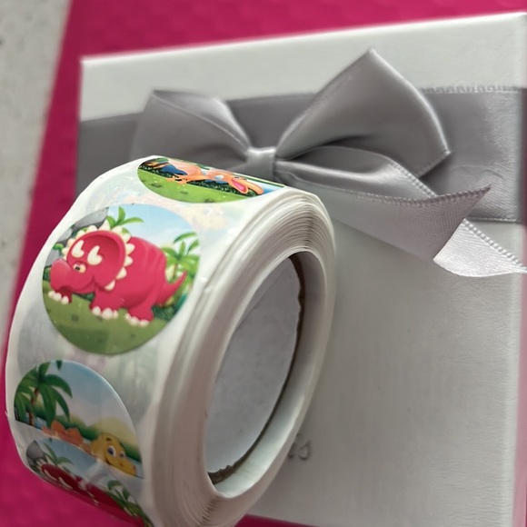 500 pcs Dinosaur Stickers 1" inch (6 Designs) - Picture 6 of 9